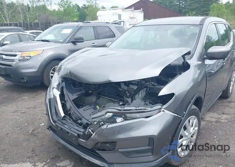 2017 Nissan Rogue S z USA, uszkodzony, nr VIN 5N1AT2MV6HC797681